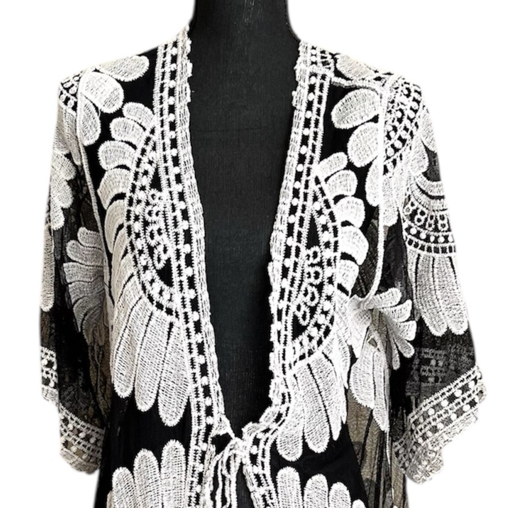 Cupshe Tie Front Sheer Black White Beach Cover Up - Picture 4 of 10
